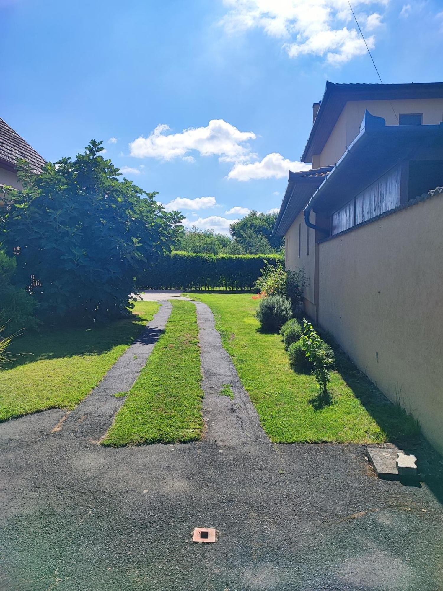 Hajdúszoboszló Szaffi Apartman מראה חיצוני תמונה